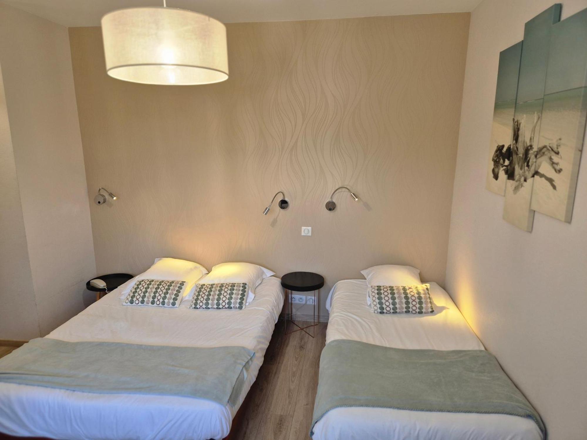 Logis Hotel Restaurant L'Oustal Naves  Zewnętrze zdjęcie